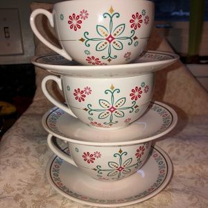Starbucks 2006 Holiday cups mugs and saucers Floral red green tea coffee